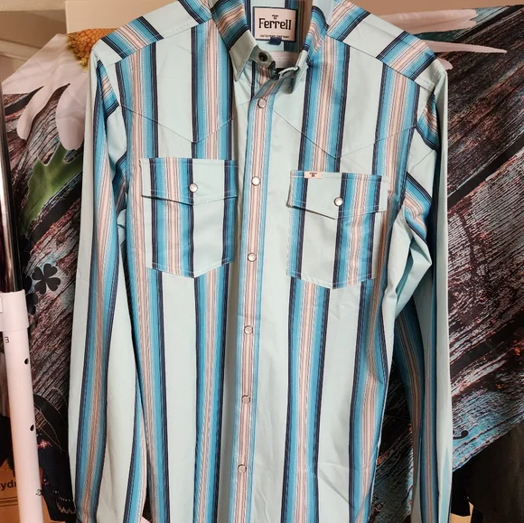 Mens small shirt - Picture 1 of 5